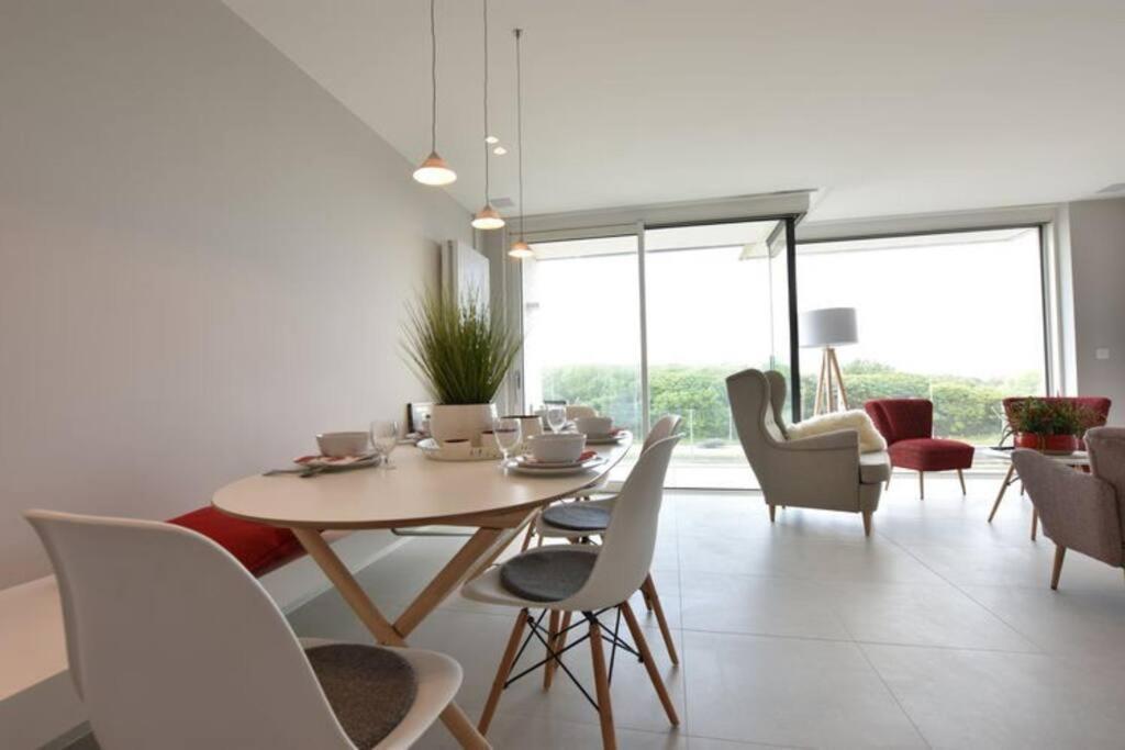 Luxe Apt In Centrum Bredene Overlooking The Dunes Exteriör bild